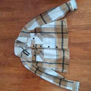Cropped plaid shacket